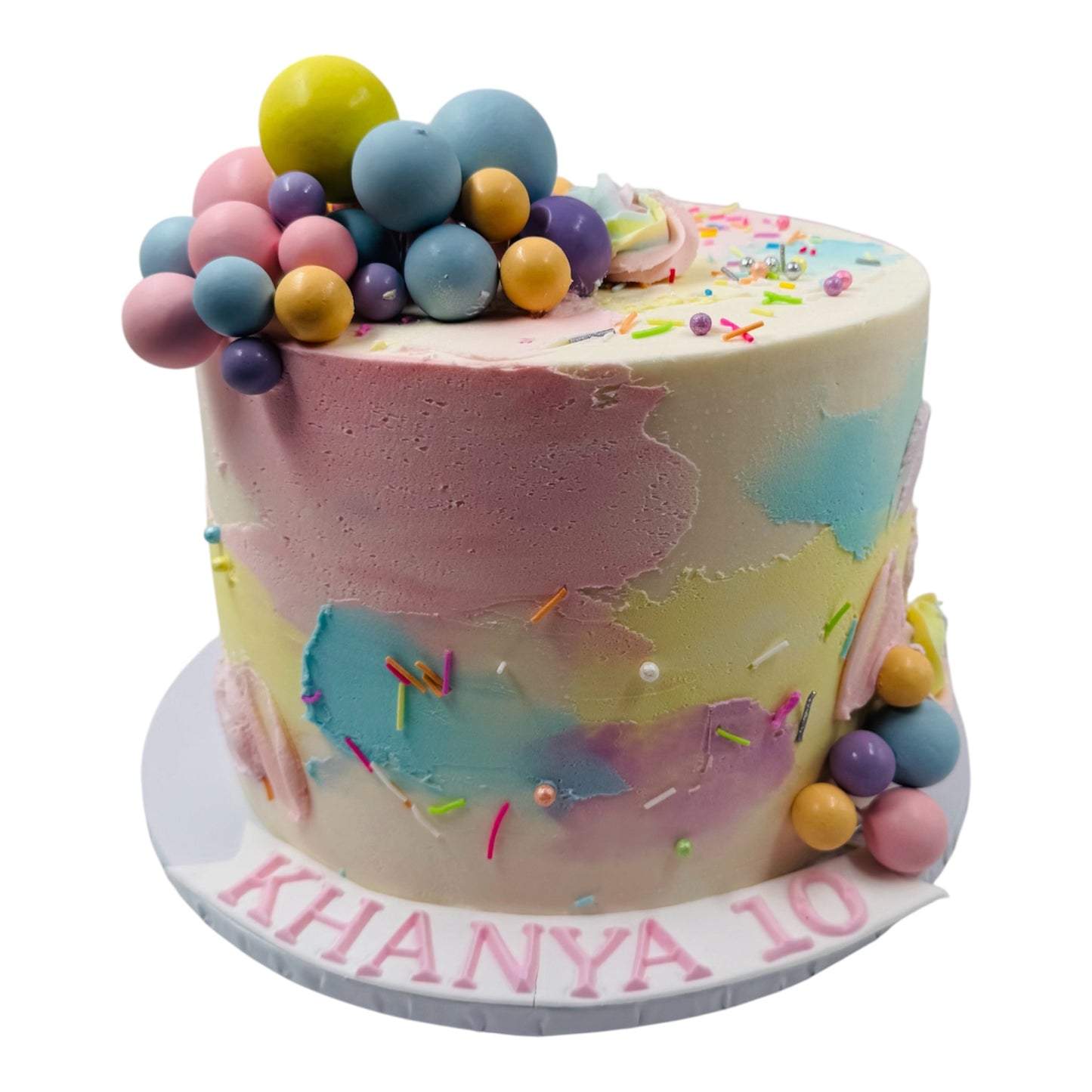 Pastel Smudge Cake With Balls