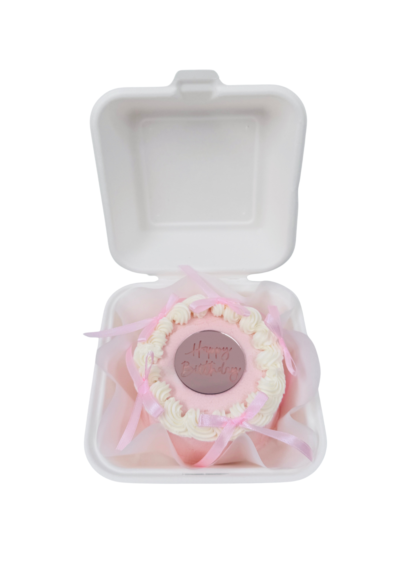 Vintage pink bow cake