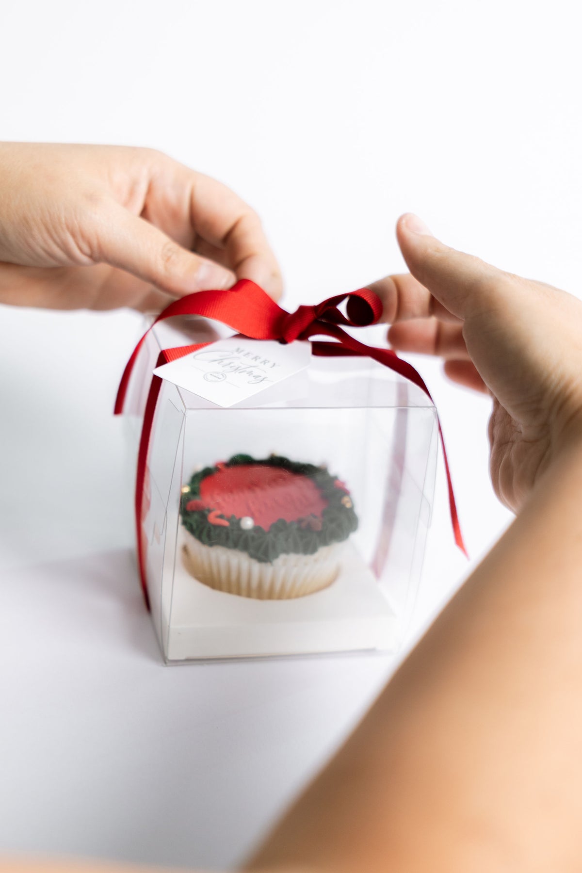 Individual Christmas Cupcakes